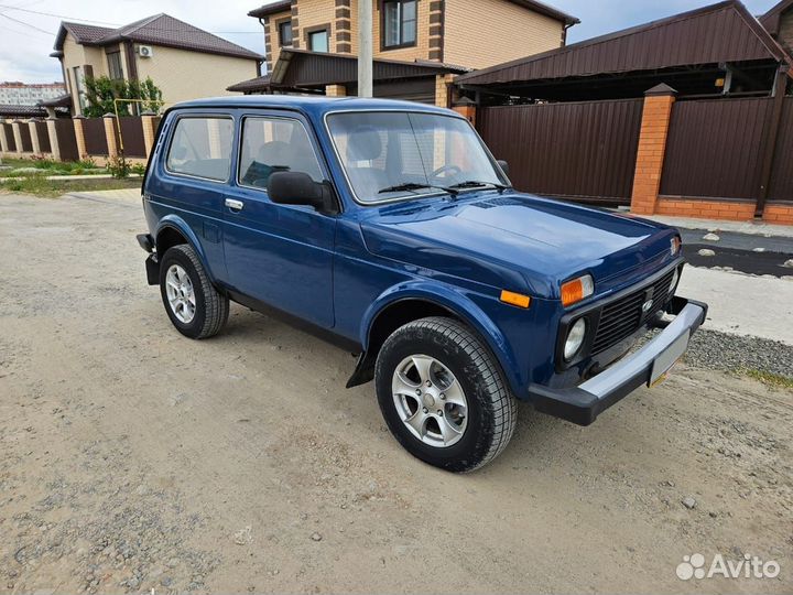 LADA 4x4 (Нива) 1.7 МТ, 2011, 121 000 км