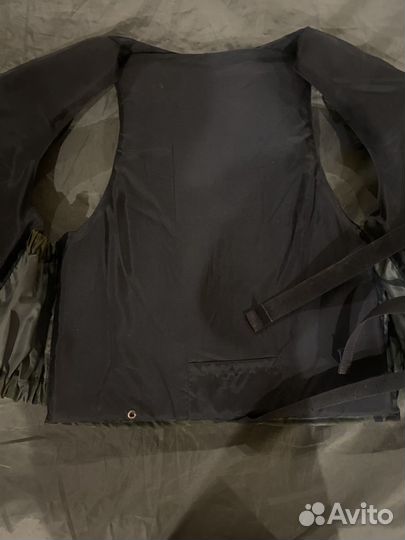 Спасательный жилет