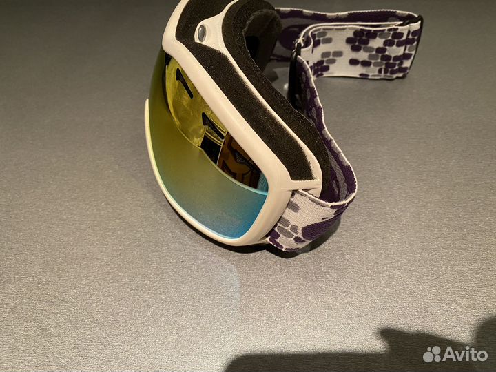 Маска для сноуборда oakley