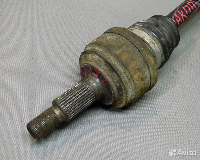 Привод задний в сборе VW Touager 08г