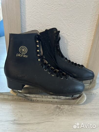 Коньки мужские фигурные