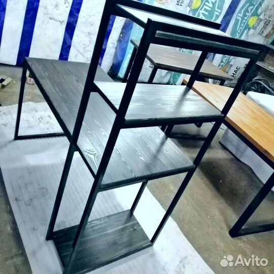 Компьютерный стол, стеллаж