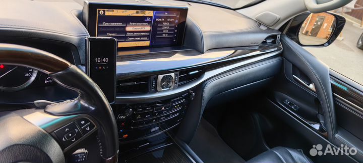 Lexus LX 4.5 AT, 2016, 290 000 км