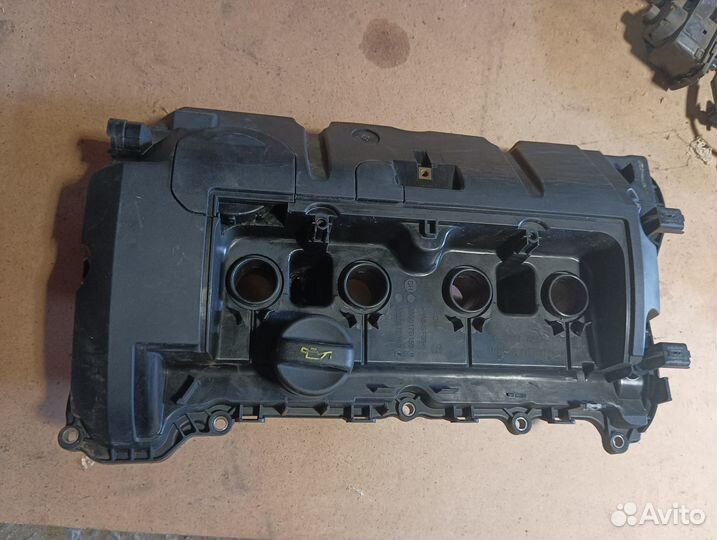 Крышка клапанная Ситроен Пежо V759886280 EP6