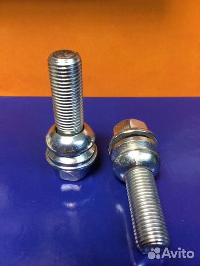 Болты колесные Volkswagen Touareg
