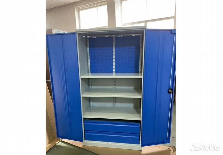 Шкаф для инструментов