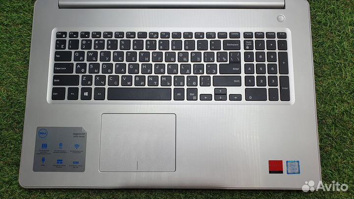Ноутбук dell i3-7/4Gb/FHD/Inspiron 5770 5770-6922