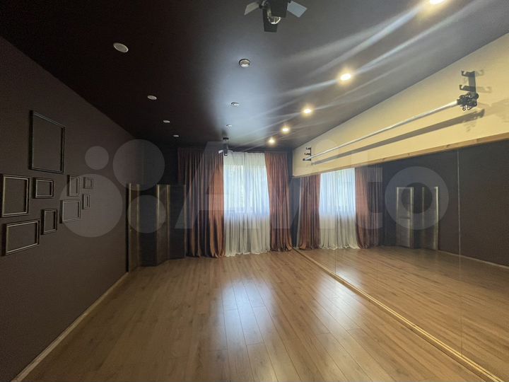 Свободного назначения, 30 м²