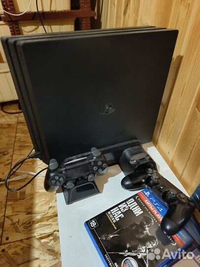 Sony playstation 4 pro 1tb с играми Ps4 2 геймпада