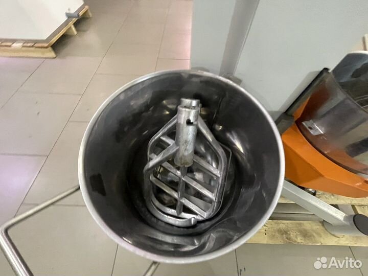 Планетарный тестомес миксер