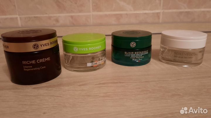 Стеклянные баночки для косметики