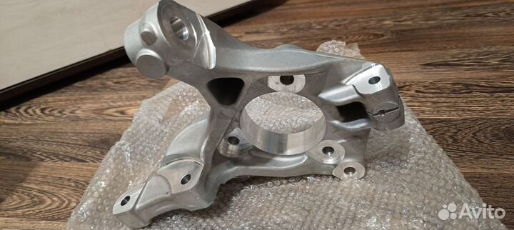 Поворотный кулак Chevrolet Cruze