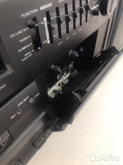 Музыкальный центр sony