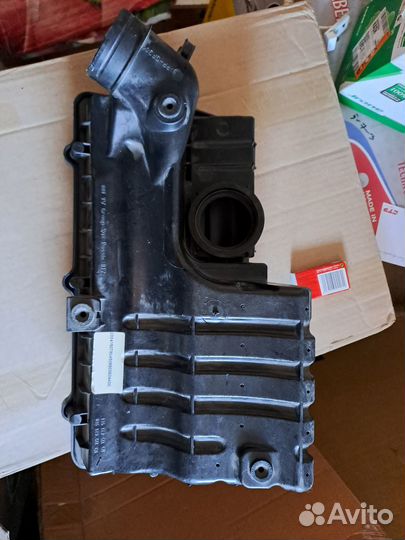 Корпус воздушного фильтра 036129611CM Polo