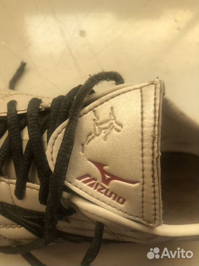 Бутсы футбольные