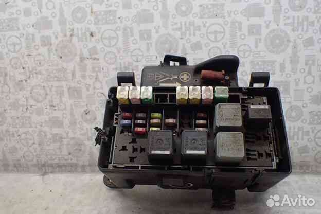 Блок предохранителей для Ford Transit 5 1693500