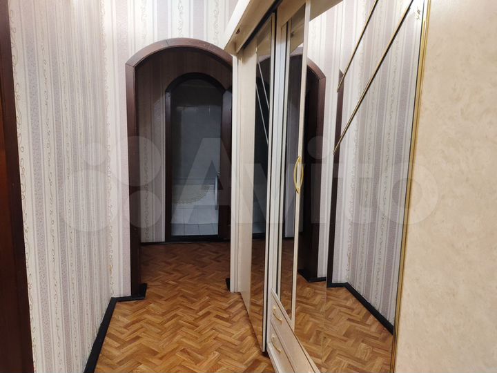 2-к. квартира, 52 м², 3/9 эт.