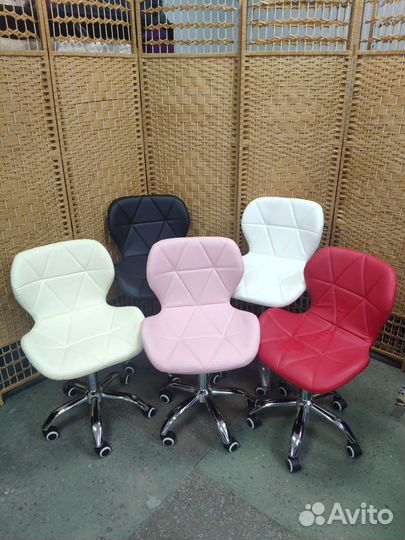 Стул мастера Ракушка Европа на колесах