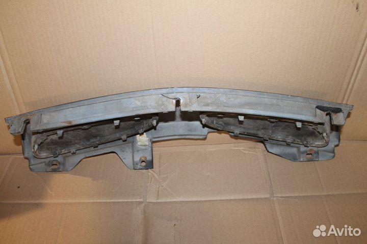 Решетка радиатора Mitsubishi Carisma (Дорест)