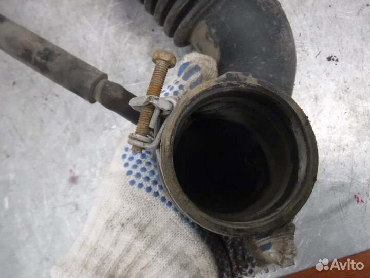 Кулак передний правый Mitsubishi Lancer 10 4A91