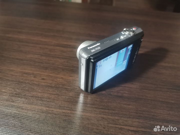 Компактный фотоаппарат