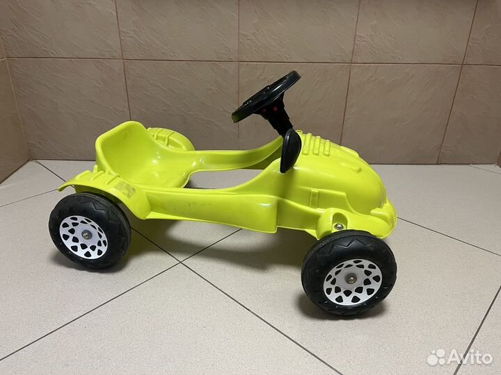 Машинка-каталка