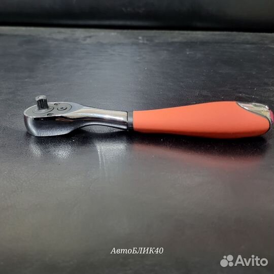 Трещотка с изогнутой ручкой 1/4