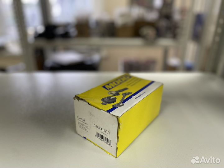 Сайлентблоки верхнего рычага Escalade 2002-2014