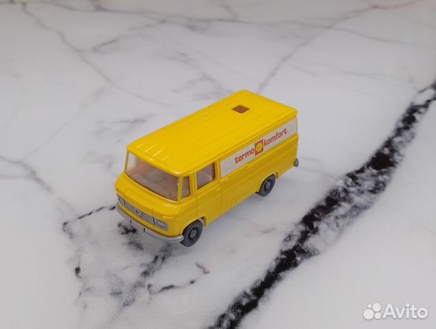 Mercedes-Benz T2 (1967-1996), желтый