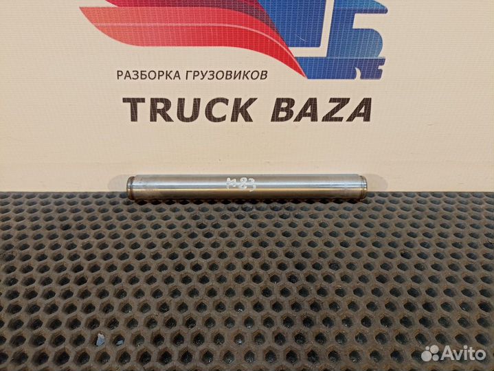 Вал педальный Man L2000