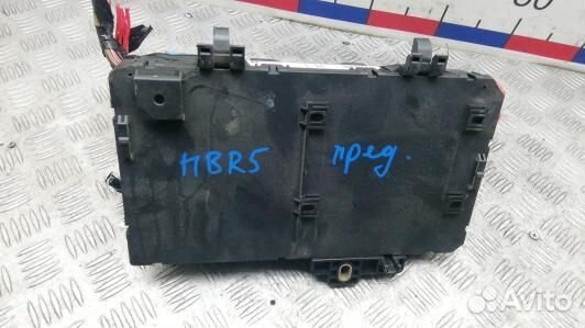 Блок предохранителей opel zafira B (HBR05M102)