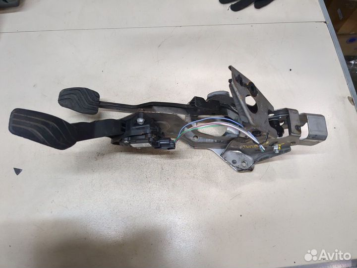 Узел педальный Nissan Qashqai, 2013