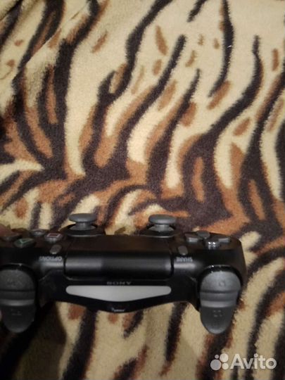 Джойстик ps4