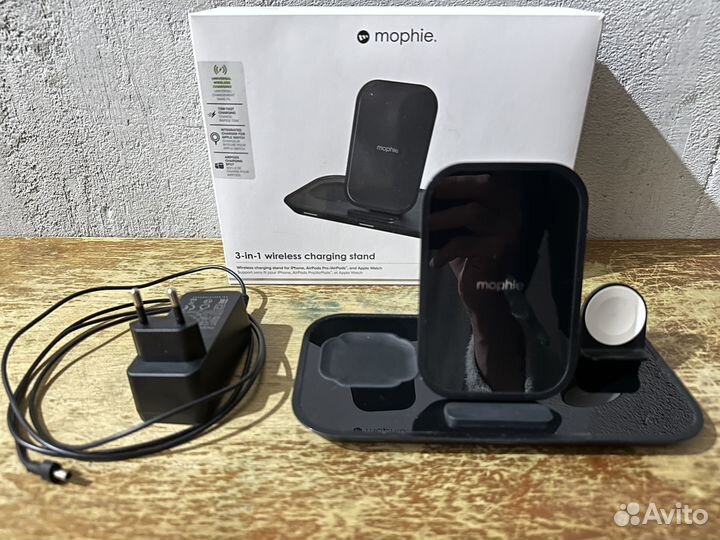 Беспроводная зарядная станция Mophie для iPhone