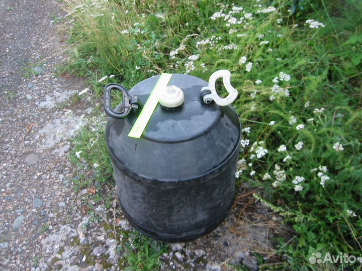 Бачок пластиковый на 50 литров