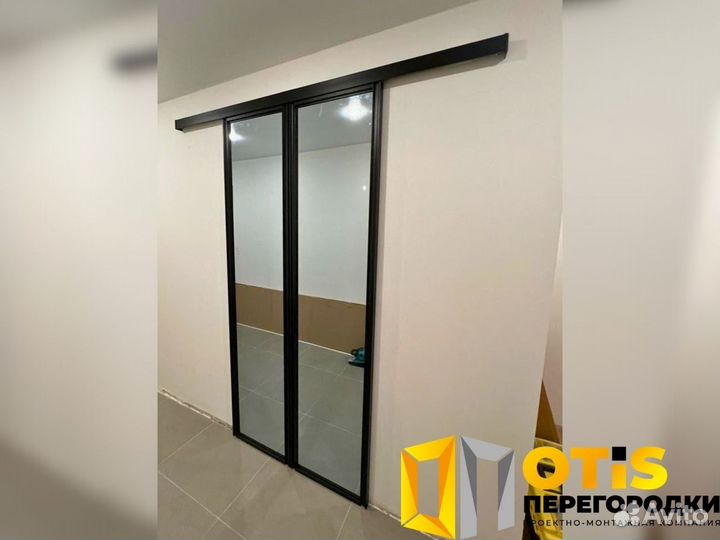 Стеклянная перегородка для зонирования