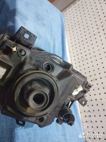 Фара правая renault logan1 рестайлинг, лада largus