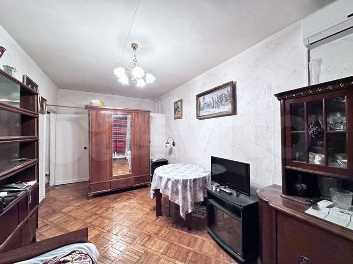 2-к. квартира, 42 м², 1/5 эт.