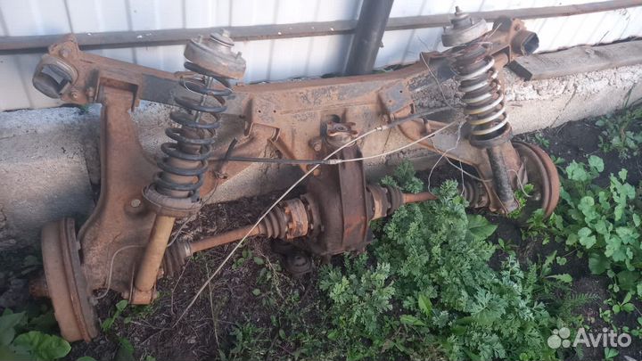 Задня балка в сборе bmw E28