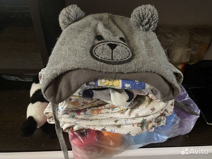 Отдам даром детские вещи