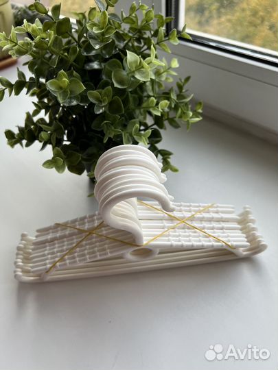 Вешалки плечики детские