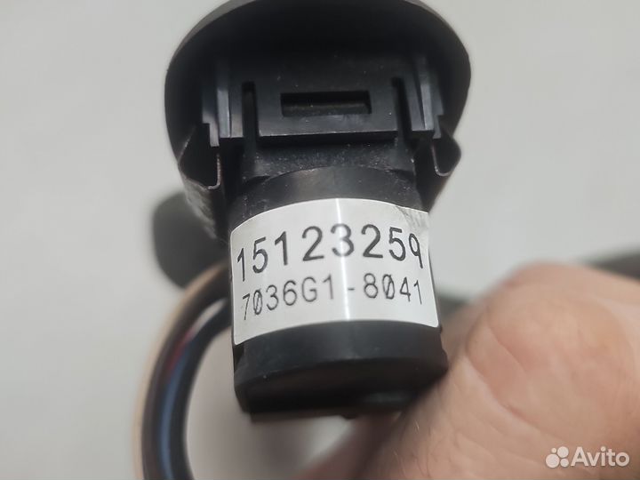 Кнопка регулировки зеркал Chevrolet Trailblazer