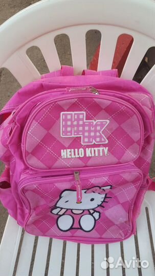 Продаю школьный рюкзак Hello Kitty