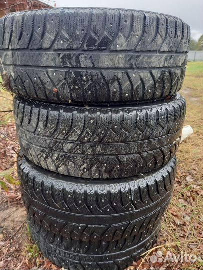 Bridgestone Blizzak MZ-03 215/60 R16