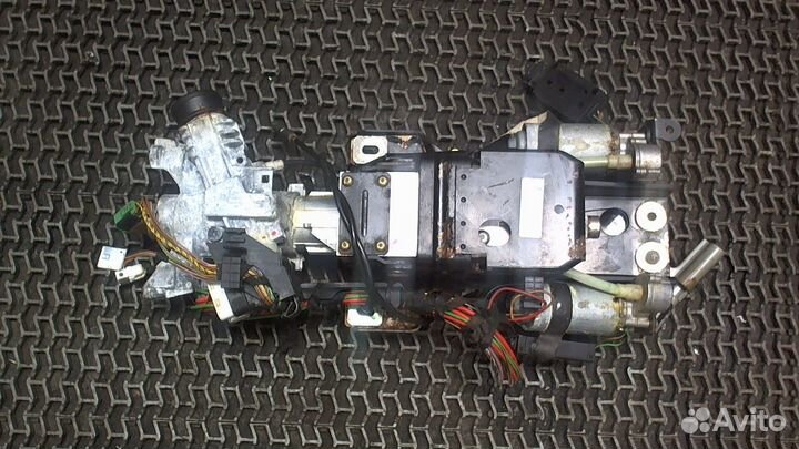 Колонка рулевая BMW 7 E38, 2000