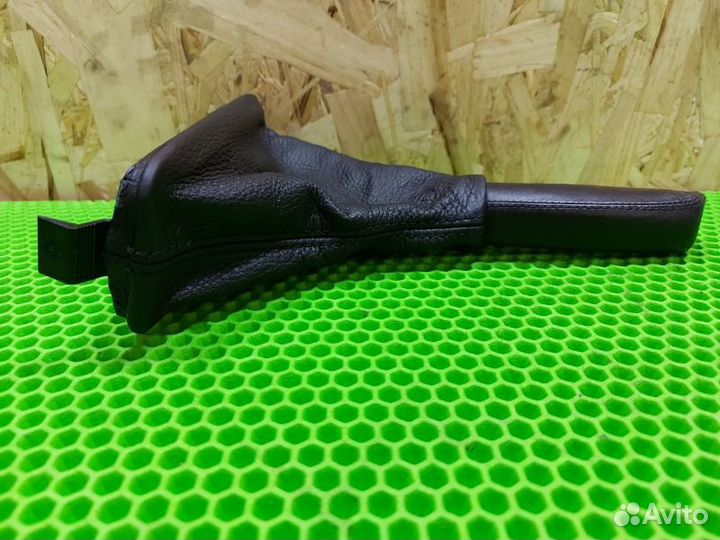 Кожух рычага ручного тормоза Bmw X5 E53 M54 2005