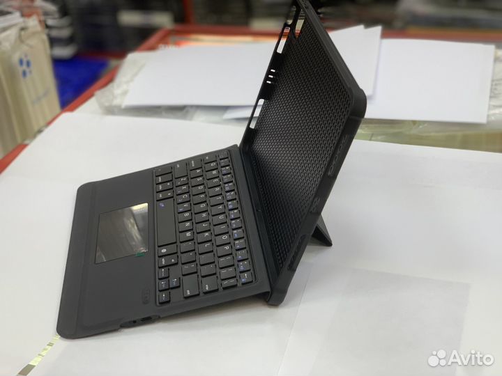 Чехол с клавиатурой samsung tab S8 Ultra