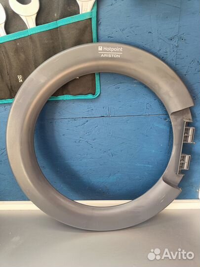 Наружное обрамление люка Ariston 250006731
