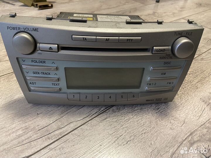 Штатная магнитола camry 40