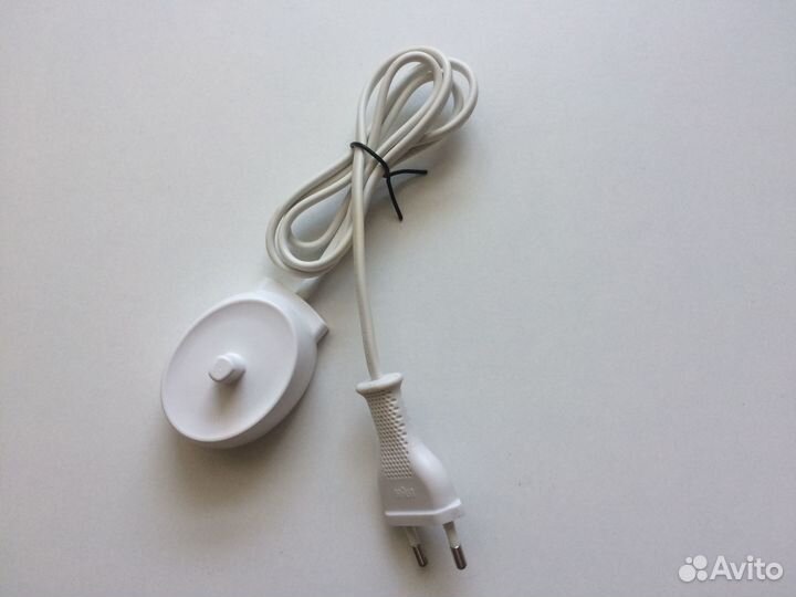 Зарядка для зубной щётки Oral-B от Braun